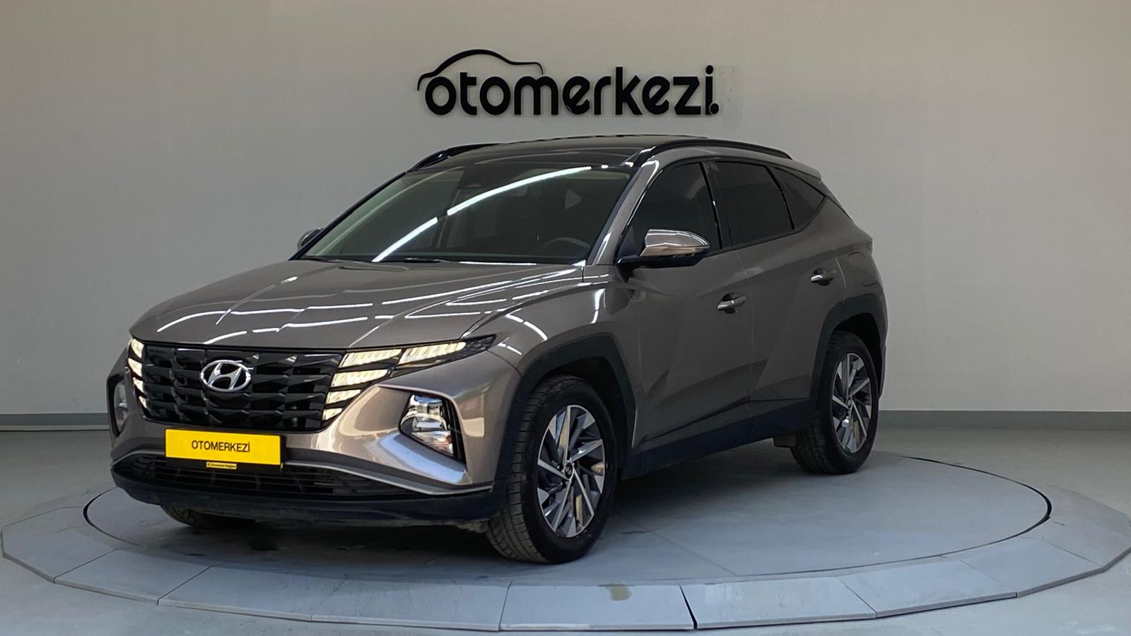 HYUNDAI TUCSON 1